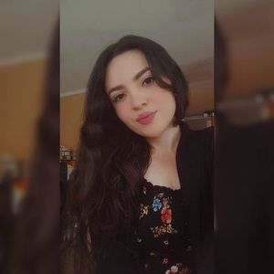 Meet your Posher, Kassandra